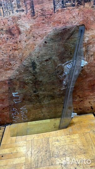 Стекло двери передней правой Kia Soul (2009-2014)