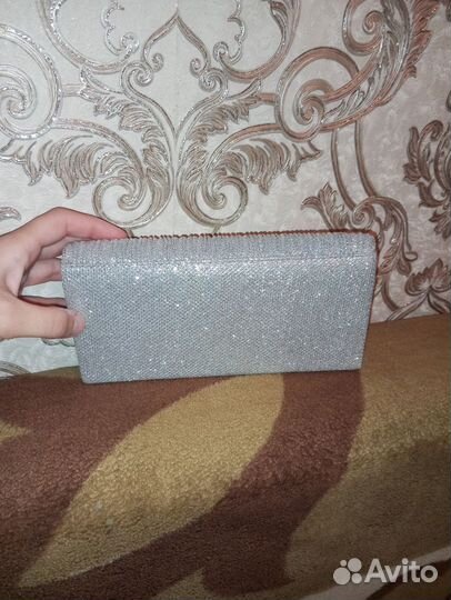 Клатч женский вечерний серебристый