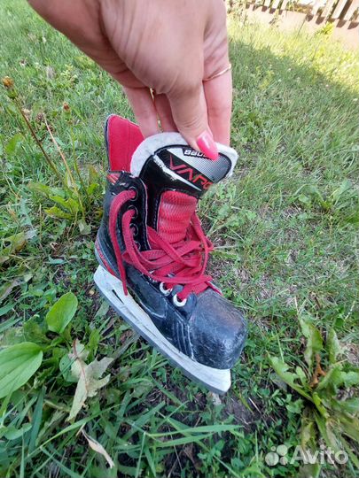 Хоккейные коньки bauer vapor детские