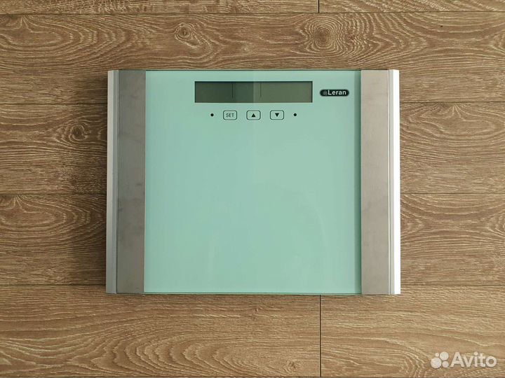 Весы напольные электронные