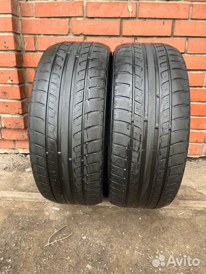 Nexen Classe Premiere 641 215/55 R17 94V