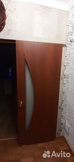 Межкомнатные двери бу с коробкой,с добором