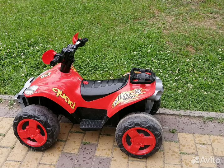 Детский квадроцикл на аккумуляторе