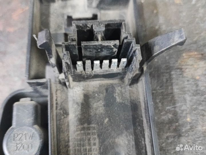 Плата левого заднего фонаря логан1