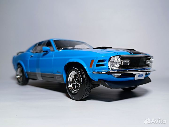 Модель 1970 Ford Mustang Mach 1 Maisto 1:18