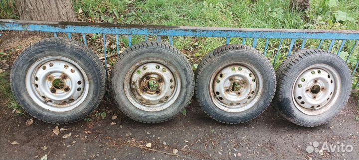 R13 Nokian Tyres Nordman 5 155/70, PCD 4x114.3 DIA 55
