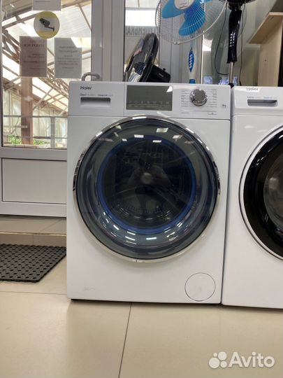 Стиральная машина Haier HW80-B14876 8кг (хр)