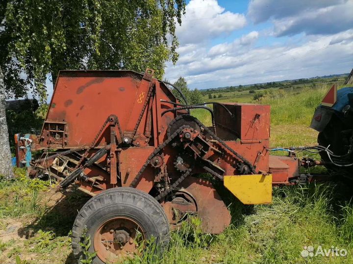 Пресс-подборщик Рязанский комбайновый завод ПР-200, 1991