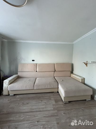 Угловой диван