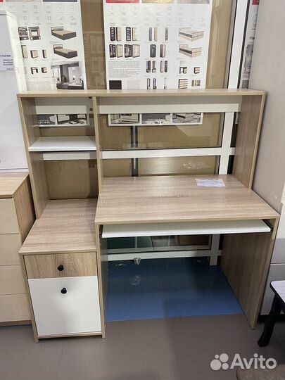 Компьютерный стол новый