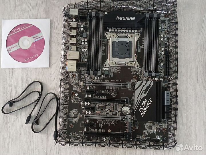 Материнская плата LGA 2011