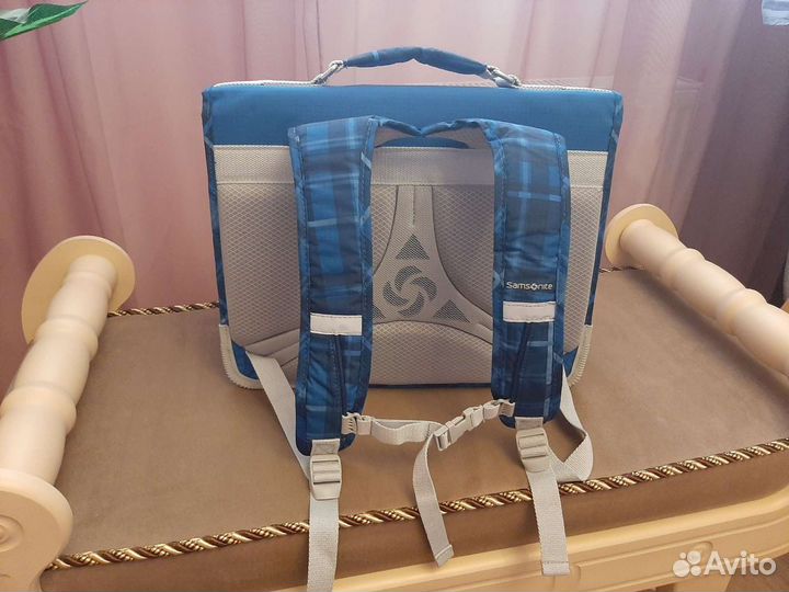 Новый школьный рюкзак- портфель Samsonite оригинал