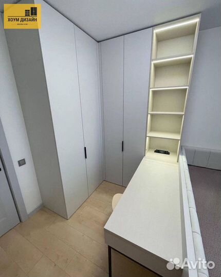 Рабочая зона со шкафом детская