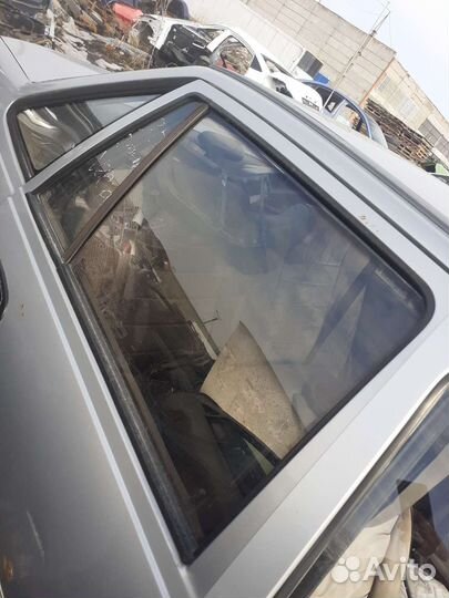 Заднее правое стекло Daewoo Nexia