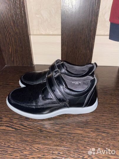 Школьная обувь