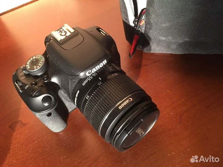 Зеркальный фотоаппарат canon eos 600D