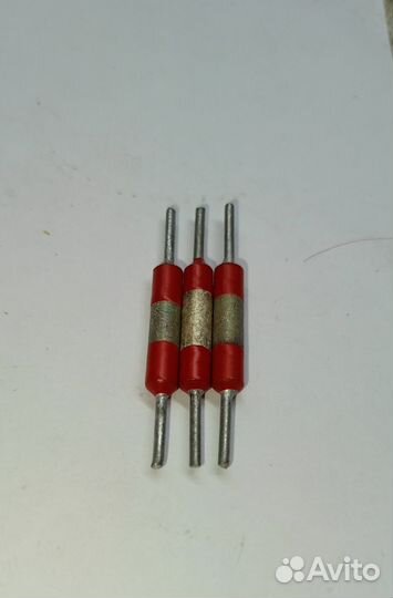 Конденсатор проходной