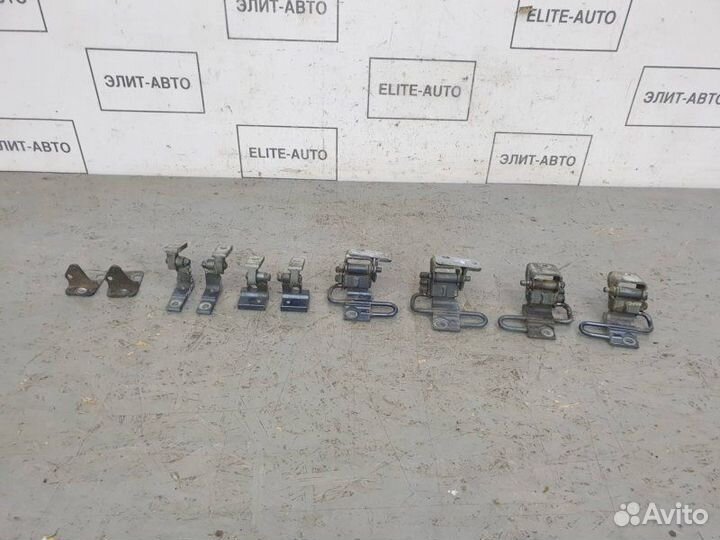 Петля двери Vw Touareg 7L 4.2 2004