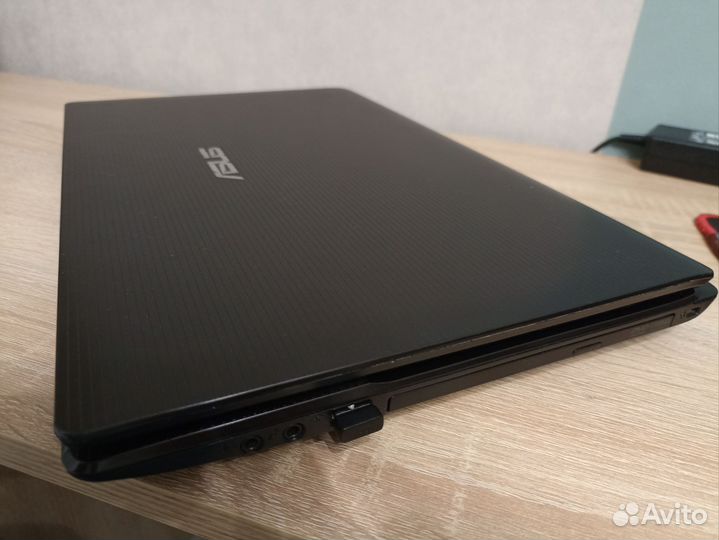 Ноутбук asus k53u