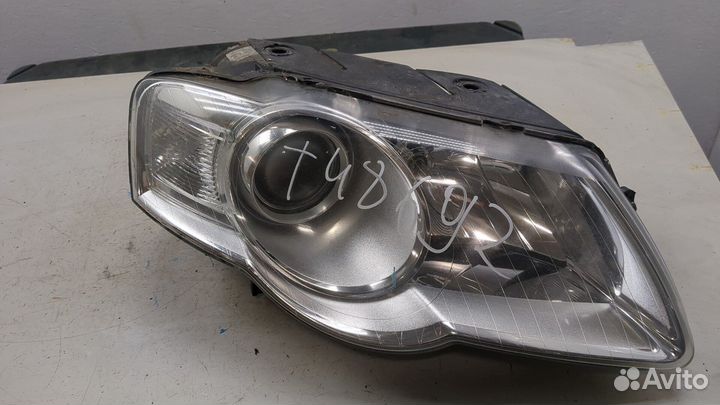 Фара (передняя) правая Volkswagen Passat 6