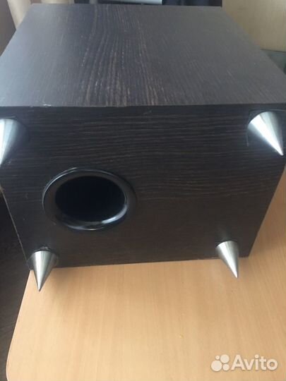 Продаю домашний сабвуфер Focal V11 (270 мм)