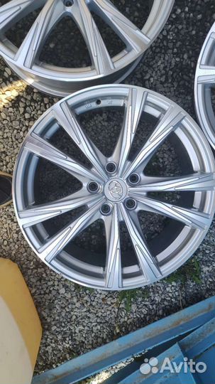 Диски 5x114.3 r18