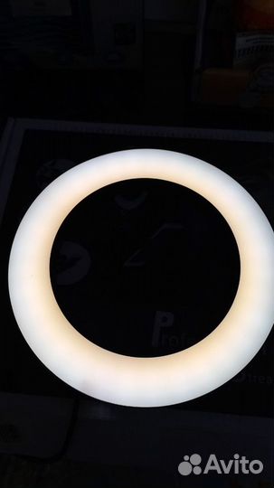 Кольцевая лампа