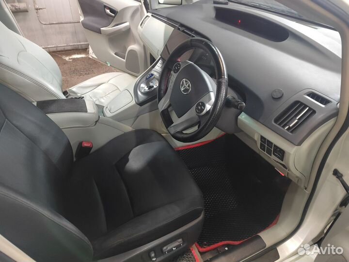 Ковры на prius 30