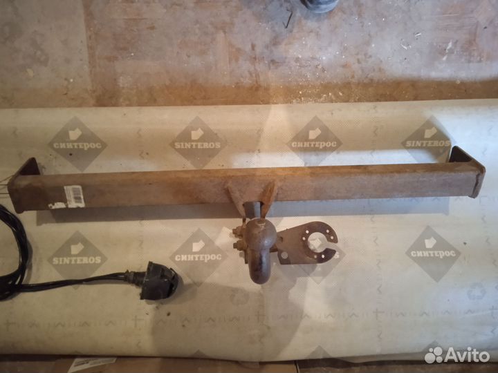 Фаркоп рено логан 1