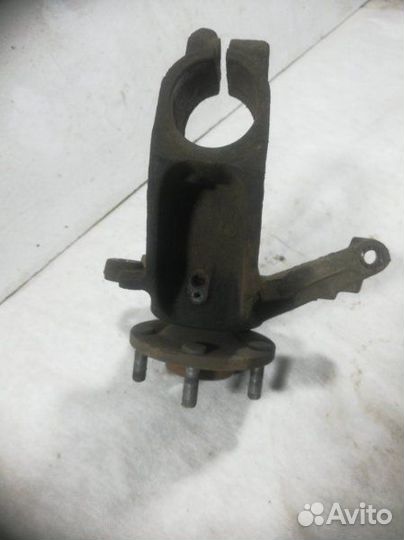 Кулак поворотный передний левый Ford Mondeo 4