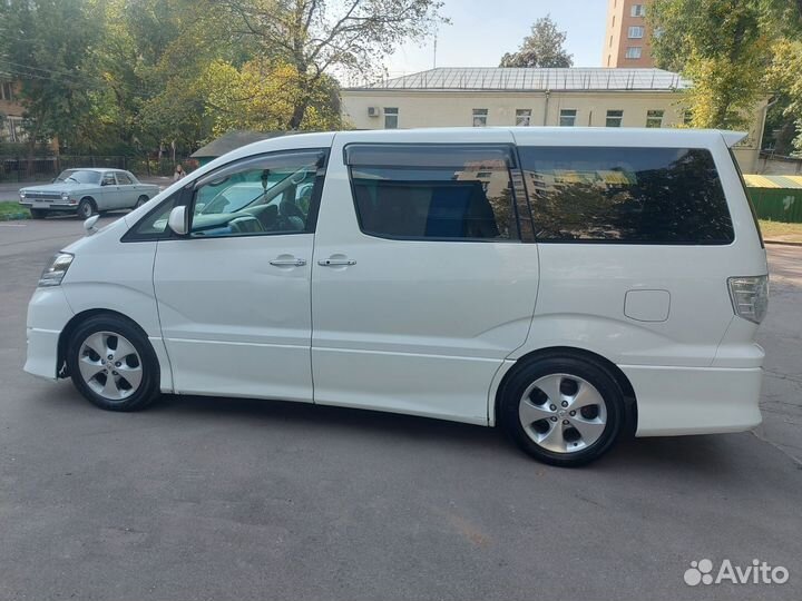Toyota Alphard 3.0 AT, 2006, 230 280 км