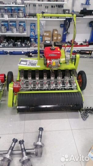 Сеялка самоходная овощная для мелких семян 8 рядов