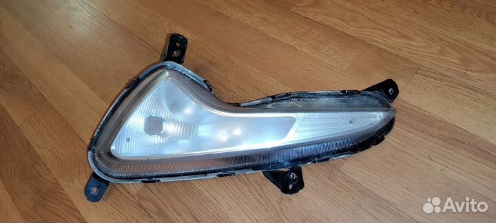 Фара противотуманная лев. Hyundai Solaris 15-17гг