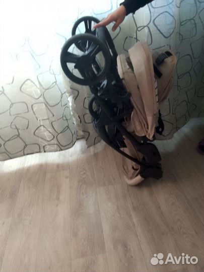 Продам детскую коляску
