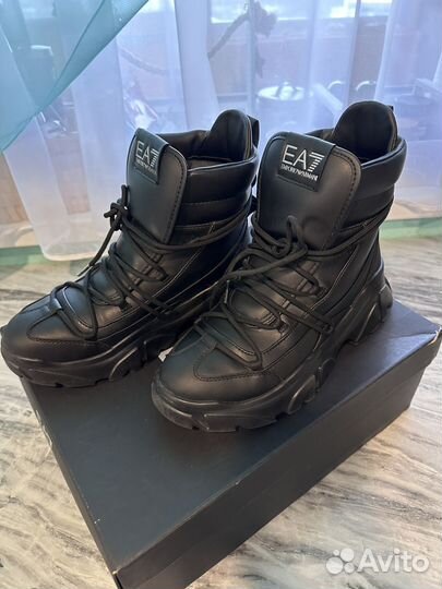 Демисезонные ботинки Emporio Armani EA7 38,5