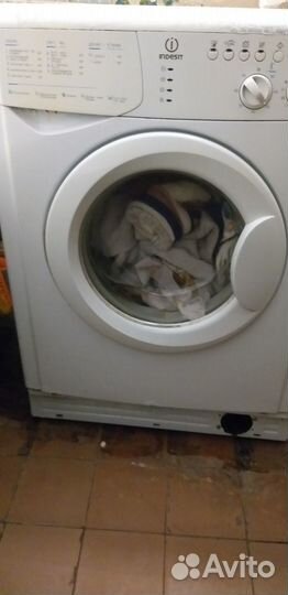 Продам стиральную машину на запчасти