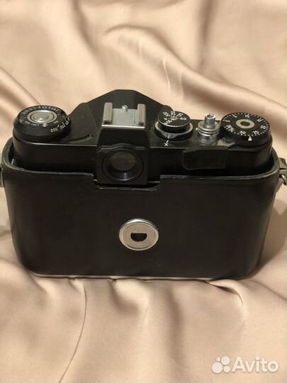 Плёночный фотоаппарат zenit EM