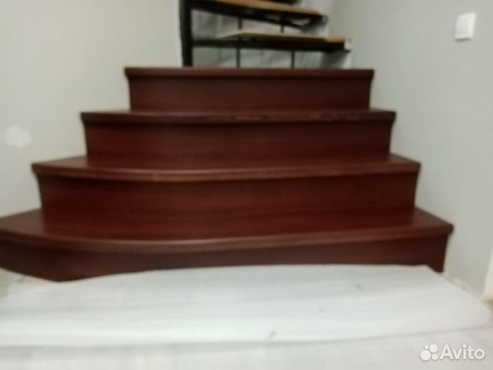 Лестницы, мебельные щиты,наличники. Реставрация