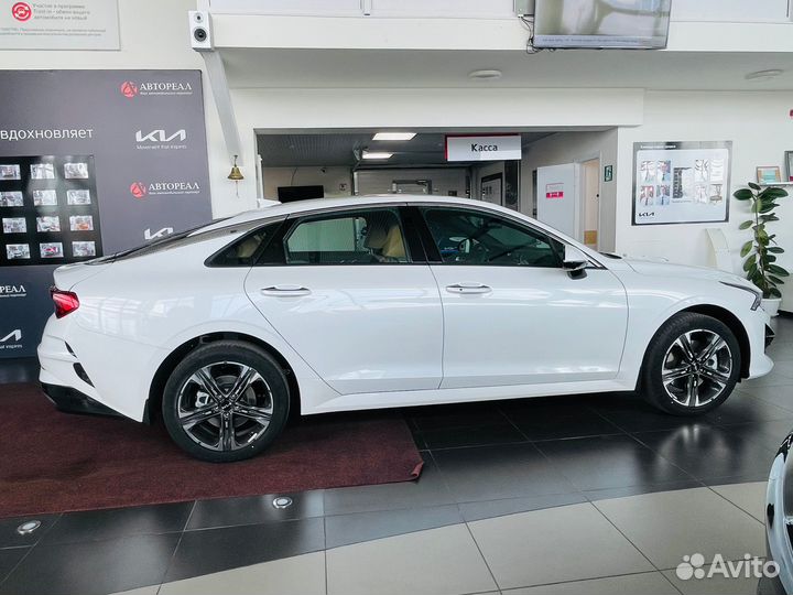 Kia K5 2.5 AT, 2023