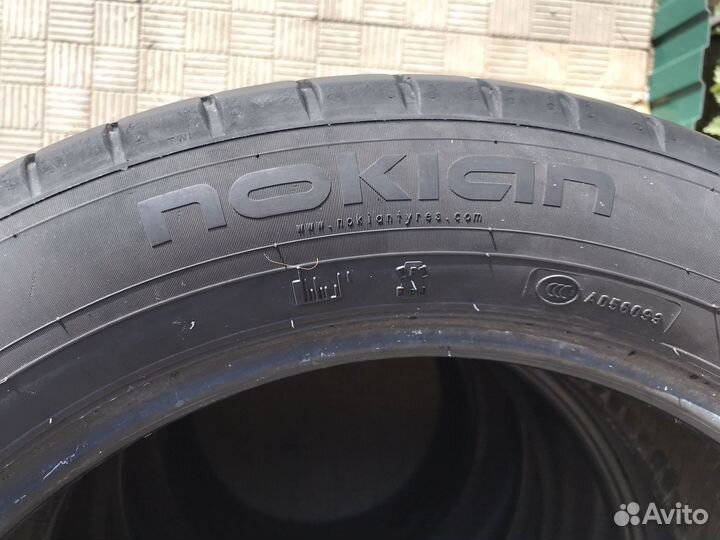 Nokian Tyres Hakka Black 215/55 R17