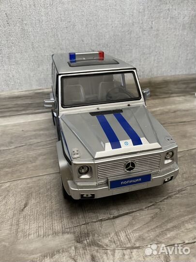 Машинка большая мерседес