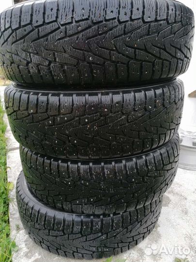 Nokian Tyres Hakkapeliitta 7 225/65 R17