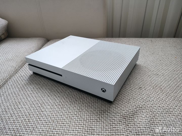 Xbox One s