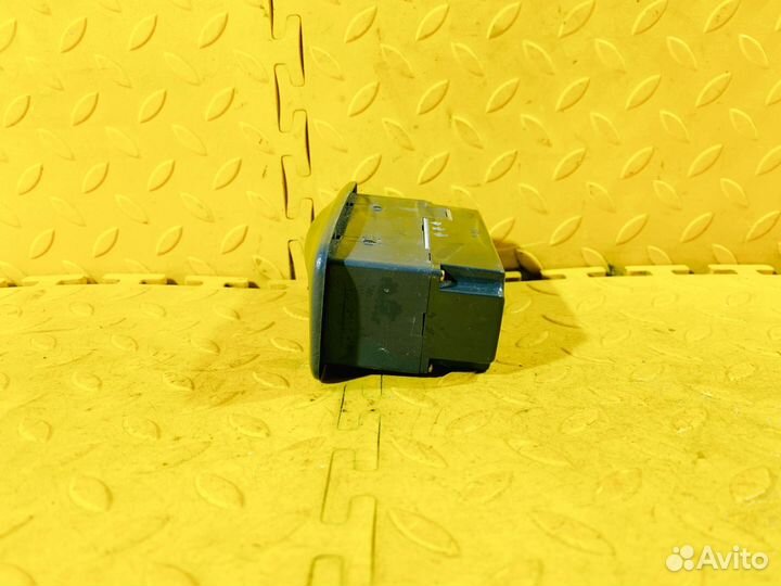 Часы Daewoo Nexia N100 1994-2008 kletn