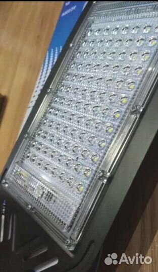 Светодиодный уличный фонарь