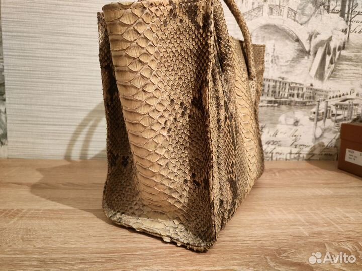 Сумка из кожи питона