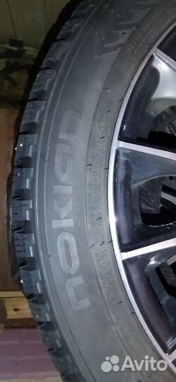 Nokian Tyres Hakkapeliitta 8 215/50 R17