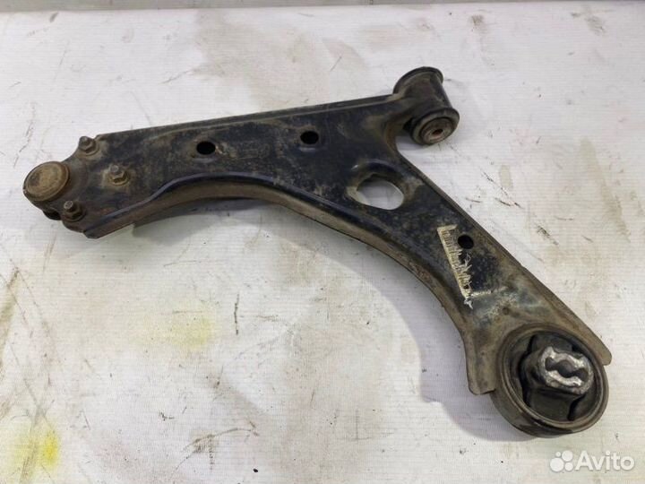 Рычаг передний правый Fiat Punto 2007
