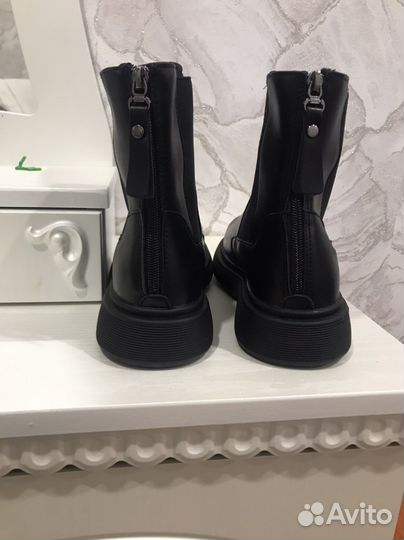 Ботинки женские новые
