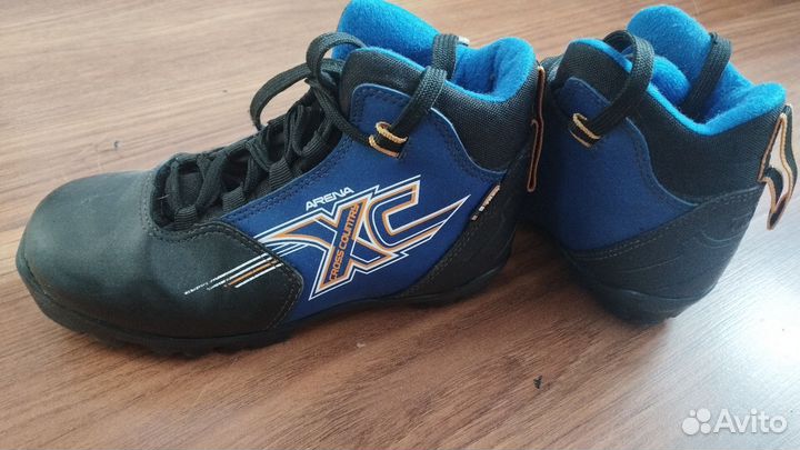 Лыжные ботинки детские 34